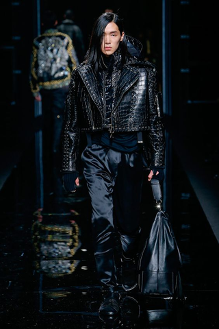 Illustration for article titled Balmain: Olivier Rousteing